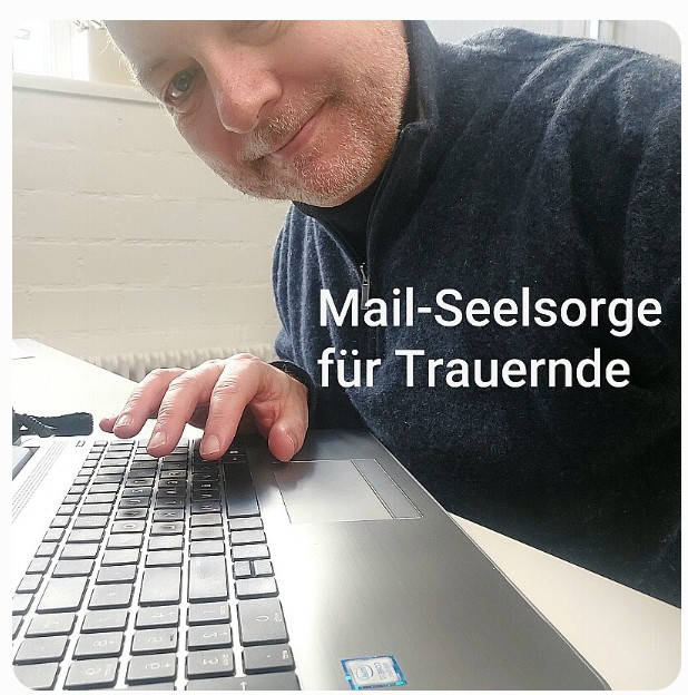 Pfarrer RaIner Liepold beantwortet Mails